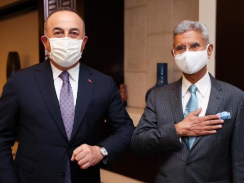 Çavuşoğlu hindistanlı həmkarı ilə GÖRÜŞDÜ