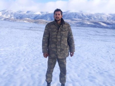 Bizim əsgər: “Müharibə bizə ölümün üzərinə necə getməyi öyrətdi” - VİDEO