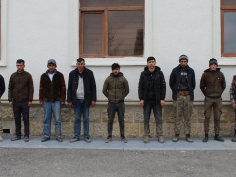 Füzuliyə getmək istəyənləri polis SAXLADI 