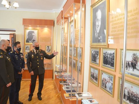Pakistanlı marşal Azərbaycanın hərbi məktəblərində oldu - VİDEO