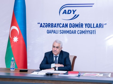 Cavid Qurbanov dəmir yollarının investisiya holdinqinə verilməsindən DANIŞDI