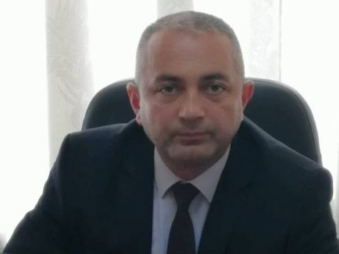 Mətbuat katibi 18 ildir işlədiyi yerdən çıxdı