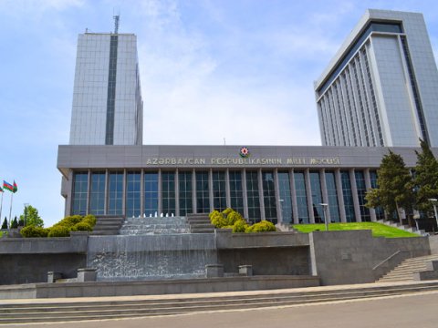 Deputatlar Qırğızıstana gedir