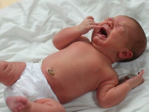 Doğum haqqında məlumatı TƏBİB-dən gizlədənlər 300 manat CƏRİMƏLƏNƏCƏK