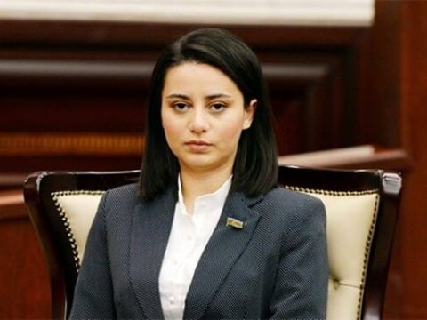 Milli Məclisin ən gənc üzvü: “Yaşlı və təcrübəli deputatlarla ayaqlaşmağa çalışıram” - MÜSAHİBƏ