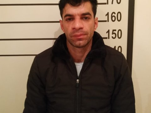Sosial şəbəkədə tanış olduğu qadını şantaj edən şəxs yaxalandı