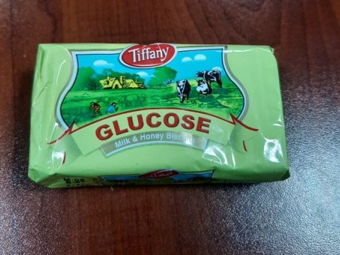 İstanbuldan Bakıya gələn şəxsdə brilyant qaşlar aşkarlandı - FOTOLAR