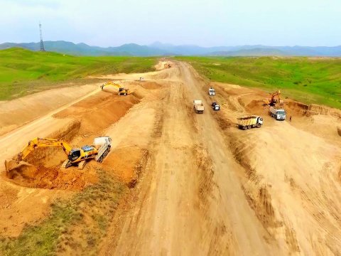 Hadrut-Cəbrayıl-Şükürbəyli avtomobil yolunun çəkilişinə start verildi