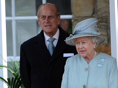 Britaniya kraliçası 95 yaşında DUL QALDI