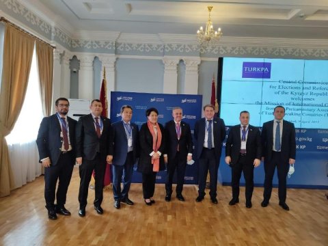 Azərbaycanlı deputat Qırğızıstanda referendumu müşahidə edəcək