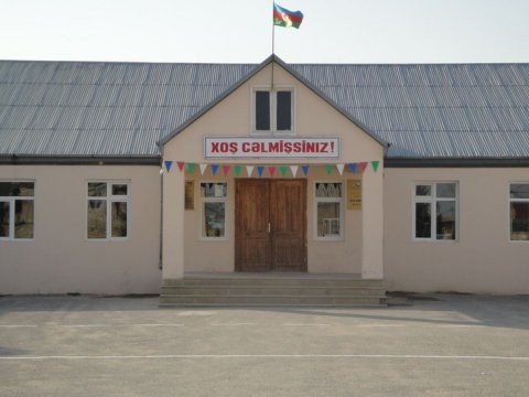 Bu məktəbin 30 şagirdi imtahana buraxılmadı - Məsələyə Nazirlik qarışdı
