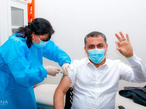 Bakı Nəqliyyat Agentliyinin işçiləri vaksinasiyaya qoşulub 
