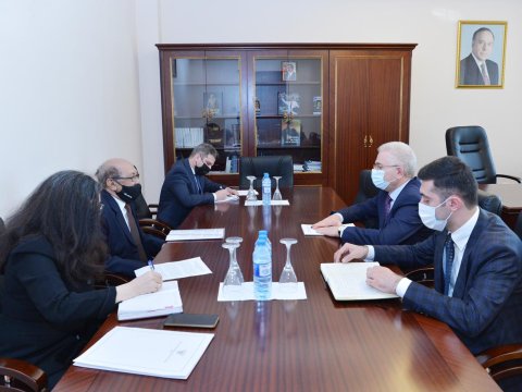 Komitə sədri İndoneziya səfiri ilə görüşdü