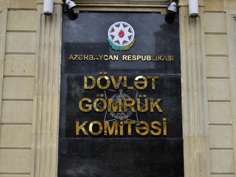 Ata-oğul Gömrük Komitəsində işləyir? - Rəsmi CAVAB