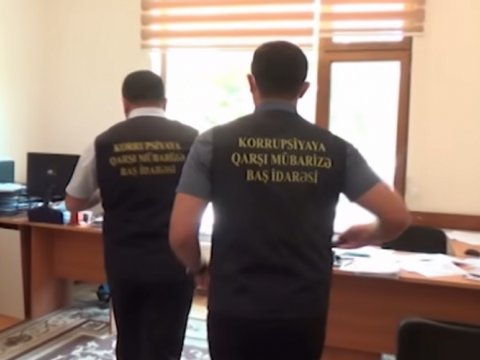 Daha bir rayonda əməliyyat keçirildi - İcra başçısı və digər vəzifəli şəxslər saxlanıldı