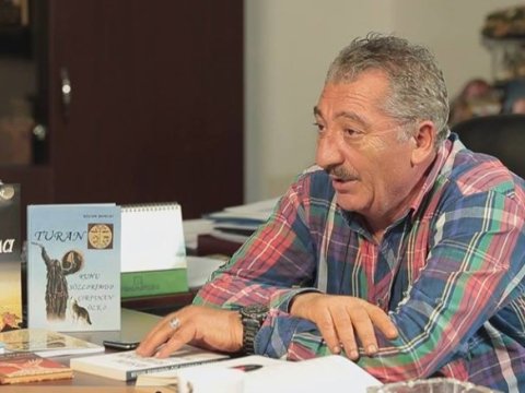 “İntihardan əvvəl qardaşından halallıq istəyib” - Rüstəm Behrudi qardaşı oğlunun ölümündən DANIŞDI
