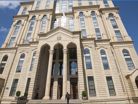 Deputatlar MSK-nın yeni tərkibini müzakirə edirlər