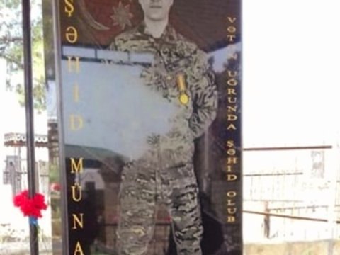 Şəhid məzarında baş verənlər hər kəsi təsirləndirdi - FOTO