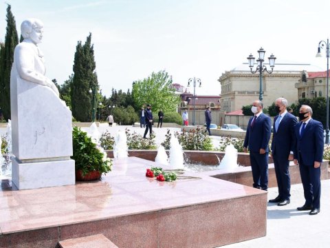 Binəqədidə Zərifə Əliyevanın anadan olmasının 98-ci il dönümü qeyd olunub