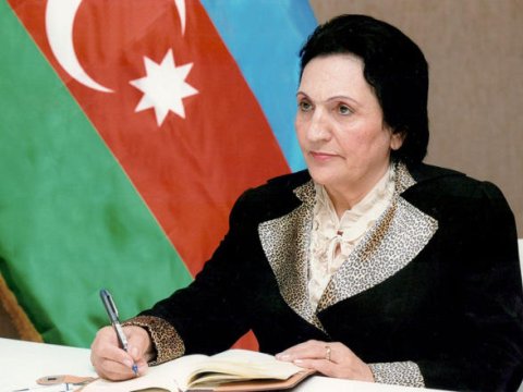 Baş Prokurorluq rektoru TƏKZİB ETDİ