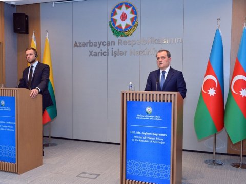 Ceyhun Bayramov litvalı nazirə Qarabağdakı vəziyyətdən danışdı 
