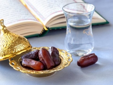 Ramazanın 20-ci günün duası - İmsak və iftar vaxtı