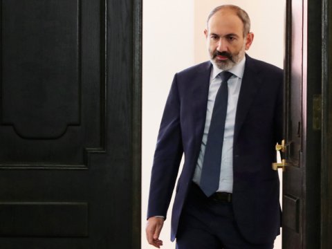 Parlament Paşinyanı qəsdən baş nazir SEÇMƏDİ