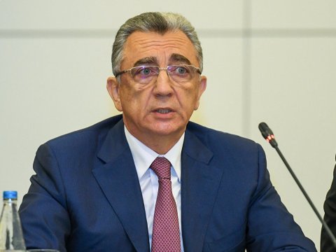 Eldar Əzizov Sabunçunun icra başçısına irad tutdu