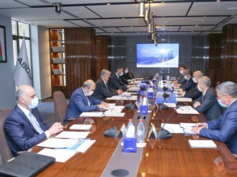 Samir Şərifov Müşahidə Şurasının üzvlərini topladı