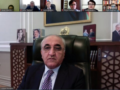 UNEC-də ulu öndərin 98-ci ildönümünə həsr olunan konfrans keçirilib  