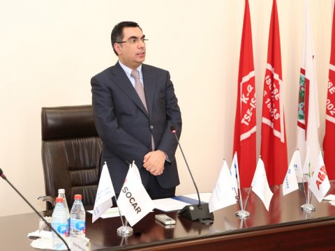 Bakı Ali Neft Məktəbində qaliblər mükafatlandırılıb