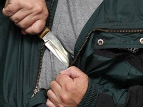 Samuxda 38 yaşlı şəxs özünü bıçaqladı