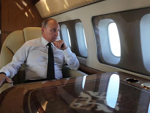 Keçmiş pilot Putinin təyyarədəki davranışından danışdı