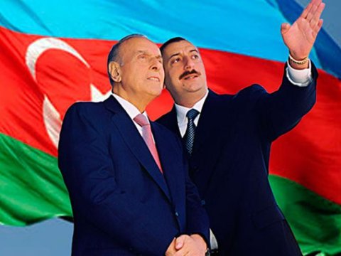 Heydər Əliyev Azərbaycanın xilaskarı və qurucusudur