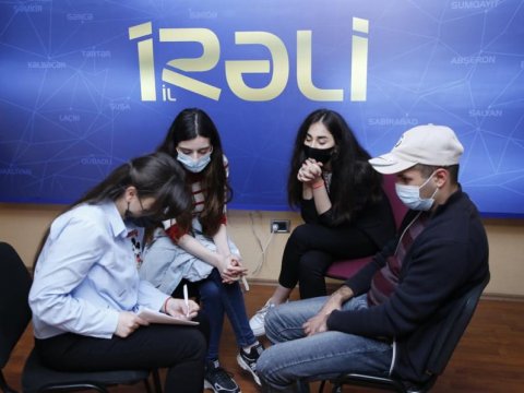 “İrəli”də “Xəmsə” intellektual oyun keçirildi - FOTOLAR