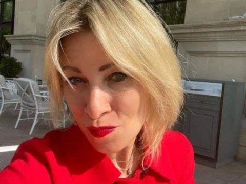 Zaxarovadan maraqlı paylaşım: “Bakıda əhval-ruhiyyə qırmızıdır”