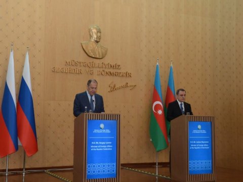 Bayramovdan Lavrova xatırlatma: “Ermənistanda faşist Qaregin Njdeyə heykəl qoyulub”