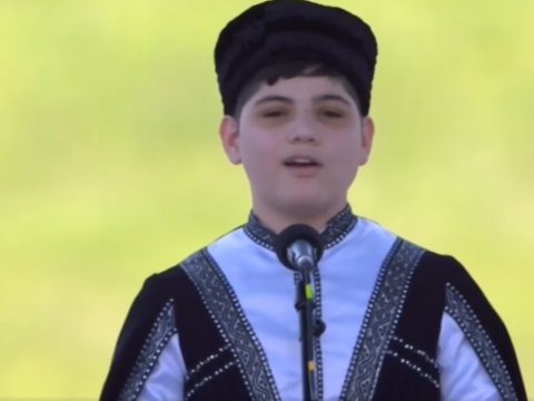 Şuşada Prezidenti təsirləndirən ifa - VİDEO  