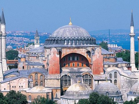 87 il sonra Ayasofyada bayram namazı qılınıb