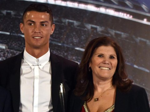 “Oğlumun “Sportinq”ə keçməsi üçün hər şeyi edəcəm” - Ronaldonun anası