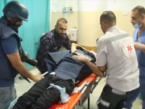 İsrailin atəşi nəticəsində “Anadolu” agentliyinin iki əməkdaşı yaralandı