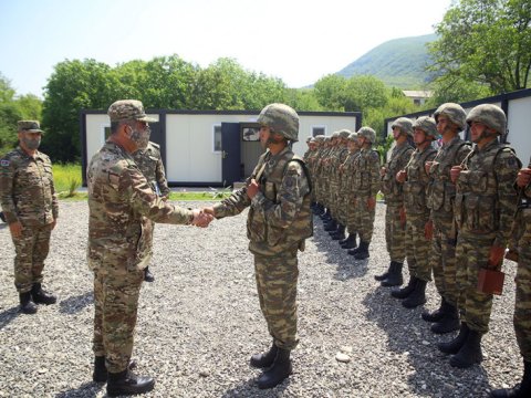 Azad olunmuş ərazilərdə istifadəyə verilmiş hərbi hissələrin sayı...