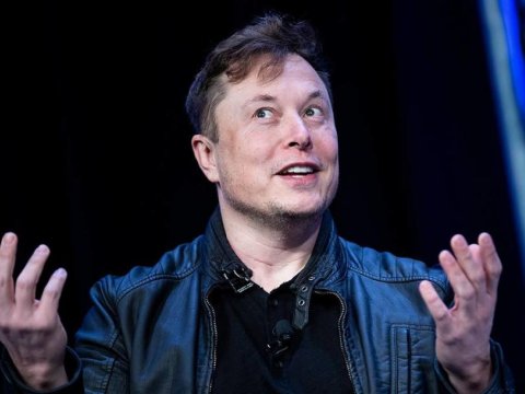 İş adamı teleşouya qatıldı – 20 milyard dollar İTİRDİ