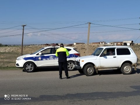 Polisdən reyd - təhlükəsizlik kəmərindən istifadə etməyən sürücülər cərimələndi