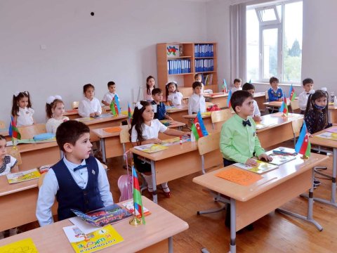 Sabahdan bu şəhər və rayonlarda məktəblər açılır