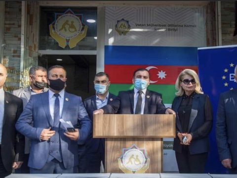 Niderlandda yaşayan soydaşlarımızdan humanist addım   