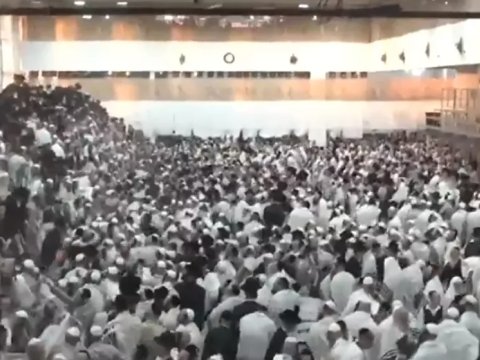 İsraildə sinaqoq çökdü - ölənlər və xəsarət alanlar var