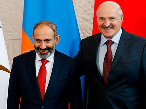 Paşinyanın xarici ölkə liderlərinə zəngləri davam edir