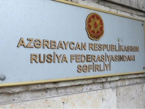 Azərbaycan səfirliyi qarşısında bədbəxt hadisə