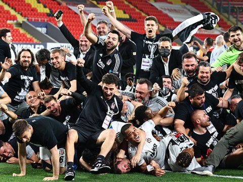 “Beşiktaş” Türkiyə kubokunu da qazandı